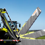 CLAAS présente la DISCO 4400 CONTOUR de 4,20 m à repliage hydraulique