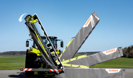CLAAS présente la DISCO 4400 CONTOUR de 4,20 m à repliage hydraulique