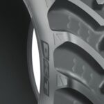 Nouveau mélange pour les pneus BKT Agrimax RT 765 et RT 855