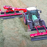 Un ensilage réussi avec l’andaineur à tapis