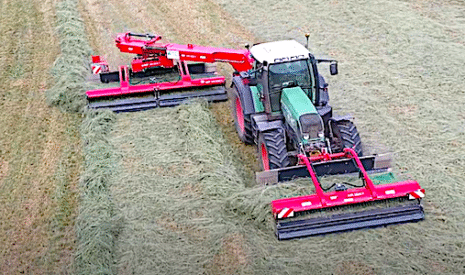 Un ensilage réussi avec l’andaineur à tapis