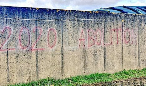 Des antispécistes radicalisés s’introduisent chez Etienne « AgriYoutuBeurre »