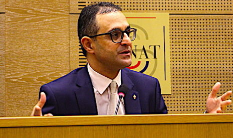 L’avocat Arash Derambarsh, défenseur des agriculteurs, disculpé par une enquête
