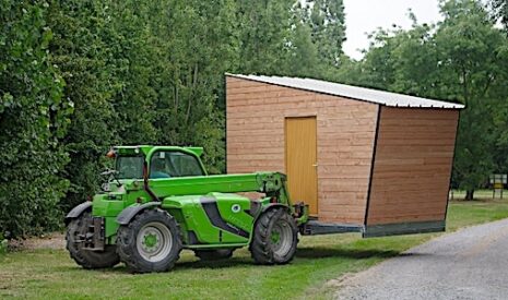 Des cabanes pour développer l’accueil des randonneurs chez les agriculteurs