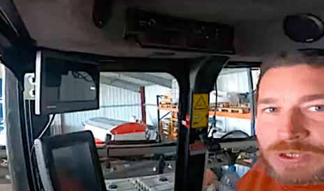 Je pose des caméras de recul sur mon automoteur agricole