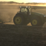 John Deere dévoile un 8R Autonome