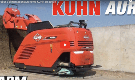 AURA, le robot dalimentation autonome KUHN en action