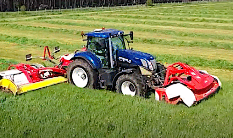 Chantier d’ensilage en Haute-Loire