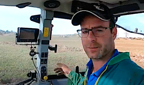 Pose de drains sur la prairie