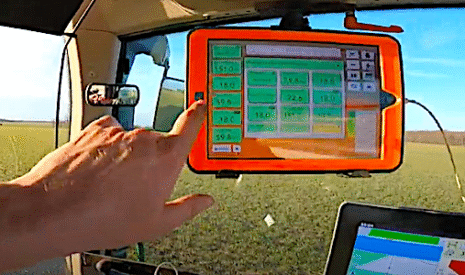 Comment j’utilise le GPS pour épandre mon engrais