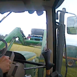 Enrubannage dans les prairies de l’Allier