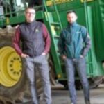 AMIS D’ENFANCE ILS RACHÈTENT L’ENTREPRISE