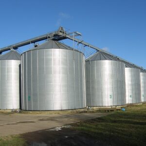 grain silos at manor farm geograph.org.uk 1706973 copie