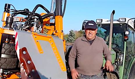 Viticulture, une astucieuse machine pour tirer les sarments