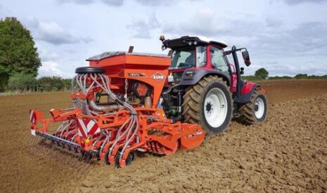 KUHN Venta 320, le nouveau semoir combiné léger et compact