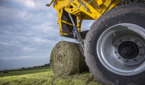 Lely révolutionne le pressage en balles rondes