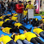 No comment au salon de l’agriculture, une minute de silence en hommage aux agriculteurs qui se sont suicidés