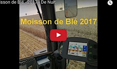 Moisson de blé de nuit