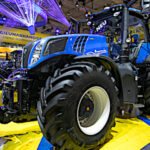 Montée en gamme pour le tracteur New Holland T8