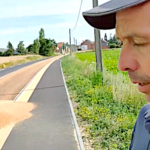 Catastrophe, une partie de la récolte tombe sur la route !