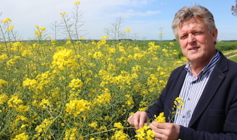 Philippe Loiseau, céréalier, député européen FN