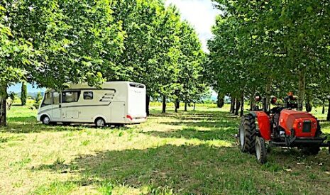Recherche agriculteurs pour accueillir camping-caristes