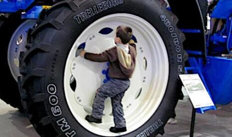 Comment lire les indications de vos pneus de tracteur ?