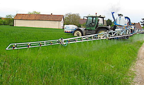 Comment bien choisir son pulvérisateur agricole ?