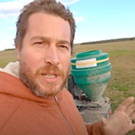 J’épands de l’anti-limace avec mon quad
