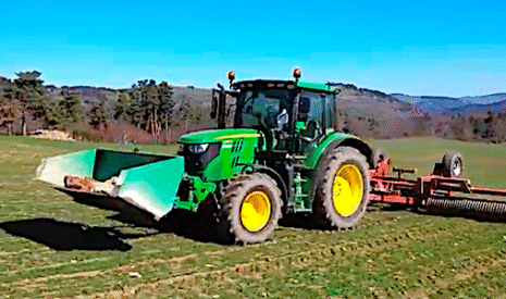 Des rouleaux sur la prairie