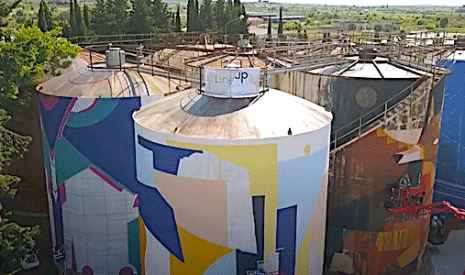 Insolite mais efficace, Street Art à la cave viticole