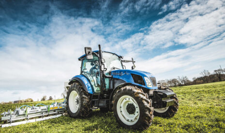 New Holland lance ses nouvelles gammes de tracteurs T5 Utility Phase V et  T5 Electro Command Phase V encore plus puissants