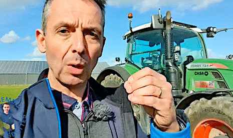 Communication, et pourquoi pas un tour de France en tracteur ?