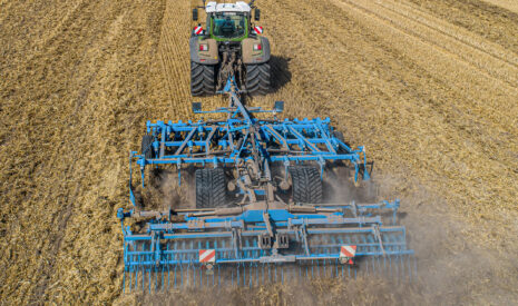 Le nouveau cultivateur polyvalent de LEMKEN