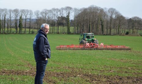 Biocontrôle et biostimulants :  les biosolutions pour une agriculture productive et responsable