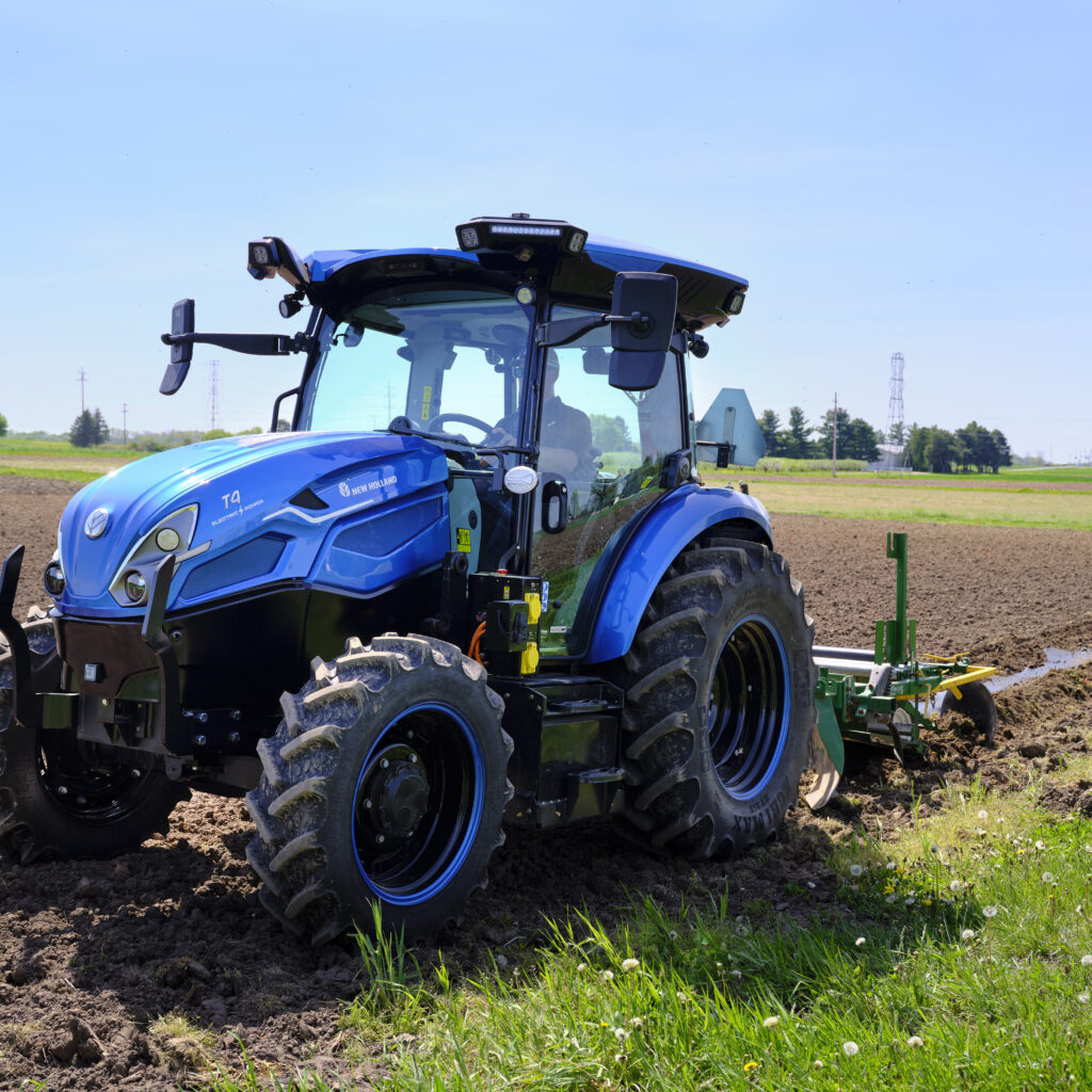 t4 electricpower New Holland