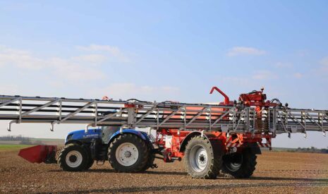 KUHN pionnier de la fertilisation à rampe avec l&rsquo;AERO GT 60.1