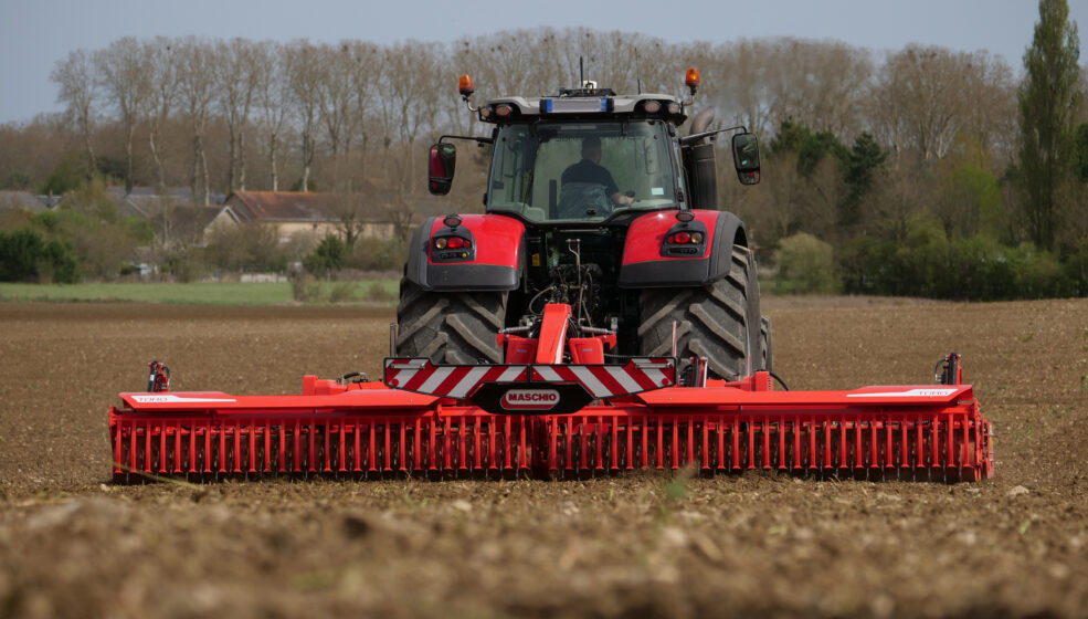 MASCHIO GASPARDO : la gamme de herses rotatives repliables entièrement repensée