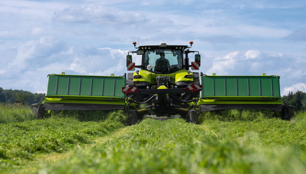 Regroupement d&rsquo;andains avec ou sans conditionneur : DISCO 9300 C AUTO SWATHER et DISCO 9300 DIRECT SWATHER