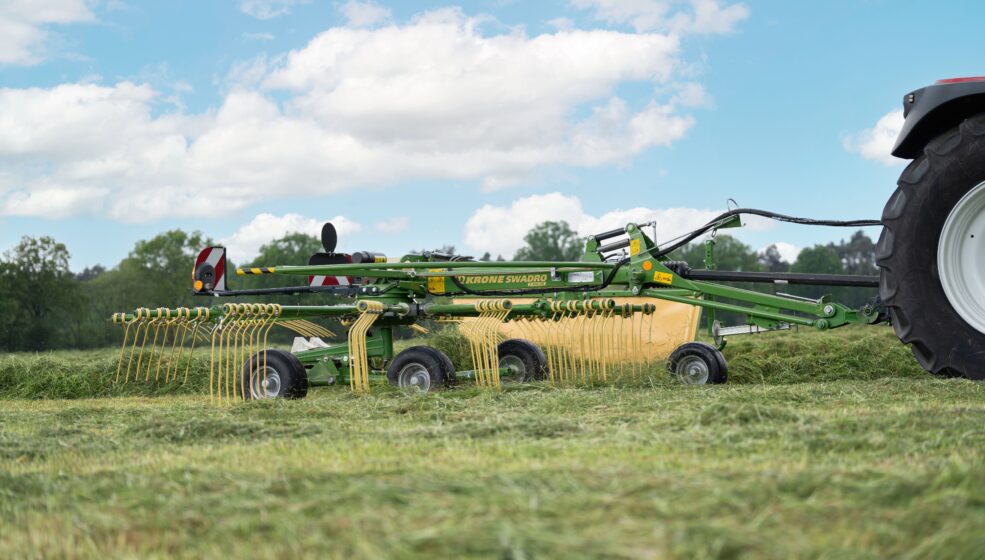 Le nouvel andaineur KRONE SWADRO S 460 DB fait peau neuve