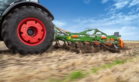 Nouveau déchaumeur porté rebliable Cenio 4000-2 AMAZONE