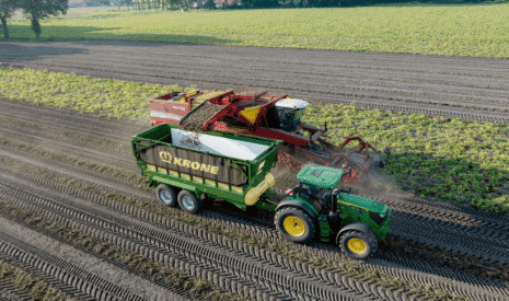Nouvelle remorque à fond mouvant-tirant compacte et polyvalente avec le KRONE GX 360 PLUS