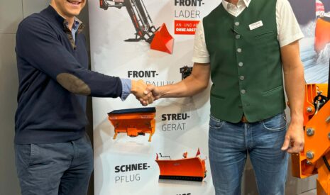 Une nouvelle gamme de chargeurs frontaux et un nouveau distributeur HYDRAC pour la France