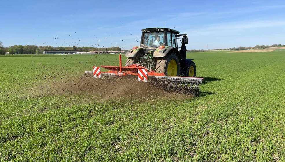 KUHN étoffe sa gamme d&rsquo;outils de désherbage mécanique avec la houe rotative STARLINER