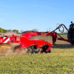 Déchaumeur Väderstad : une troisième rangée de disques pour votre tracteur haute performance