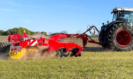 Déchaumeur Väderstad : une troisième rangée de disques pour votre tracteur haute performance