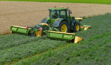 EasyCut B 950 Collect : le cap des 1000 unités franchi pour Krone