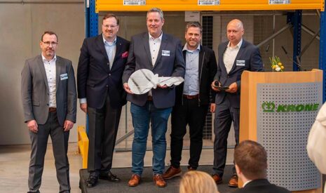 Krone inaugure son nouveau centre logistique de pièces de rechange haute performance