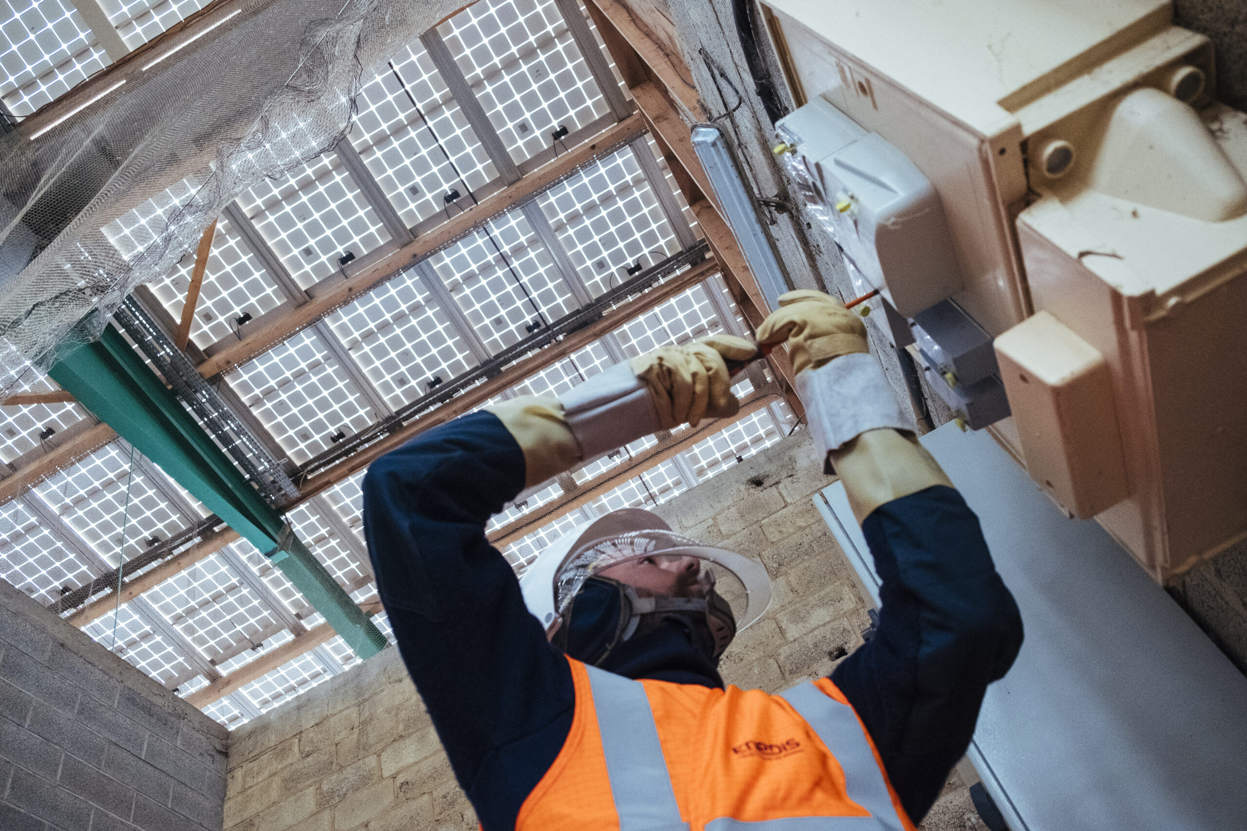 Enedis la filiale d’EDF a dénombré 20 000 demandes de raccordements pour des installations d’une taille compatible avec celle des toitures agricoles.