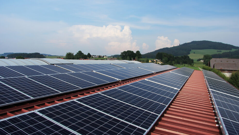 Comment assurer l’installation photovoltaïque d’une toiture ?